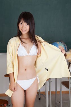 美女扒开内裤免费视频